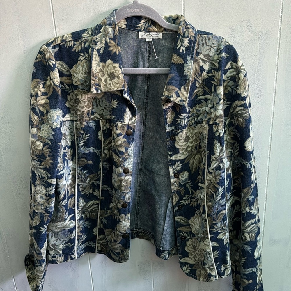 beautiful flowered jean jacket